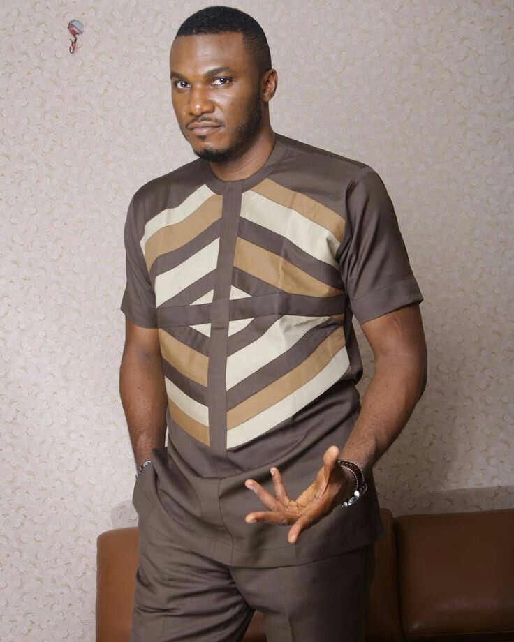 senator wear brown pyramid design image